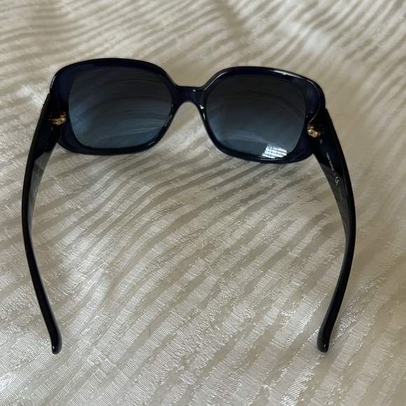 Tory Burch navy gradient lens sunglasses - Picture 4 of 11